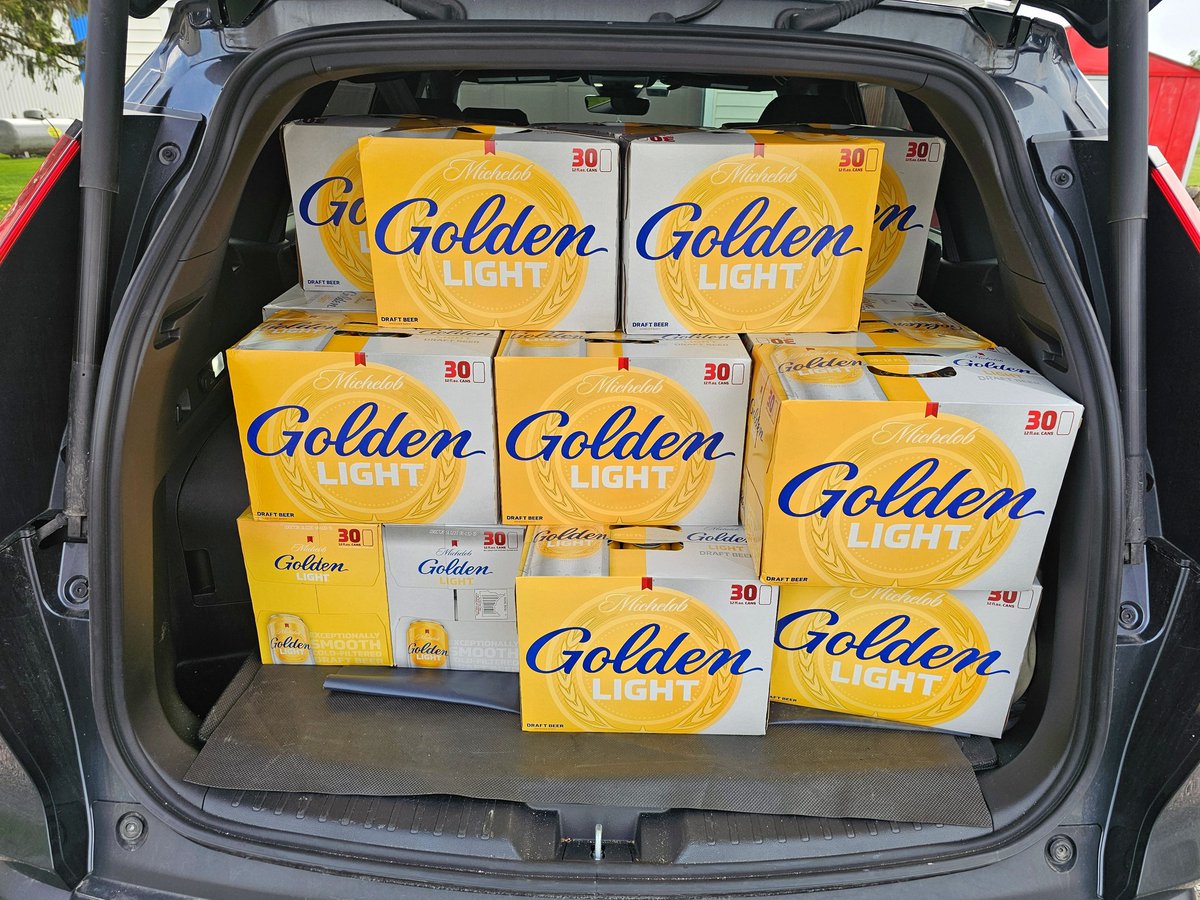 Michelob Golden Light tweet media