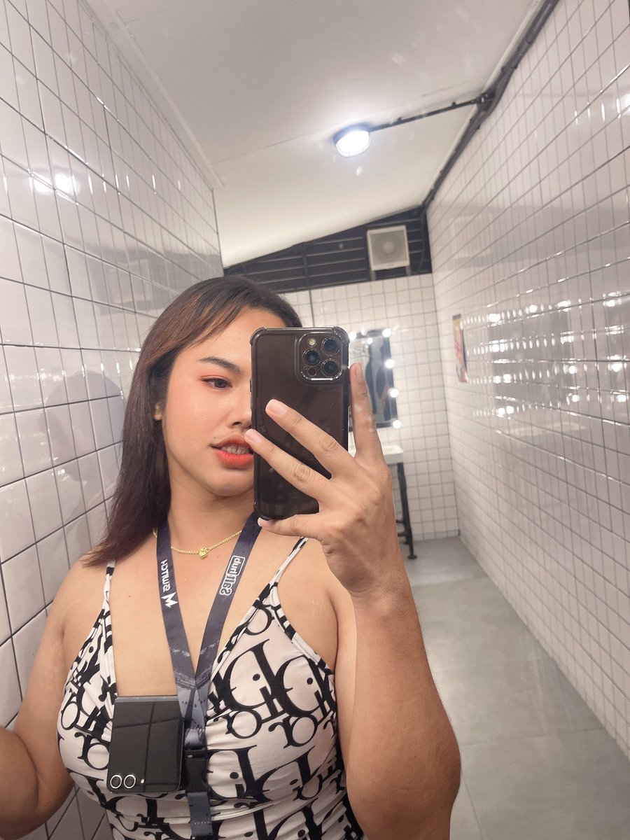 Natty_chanee tweet media