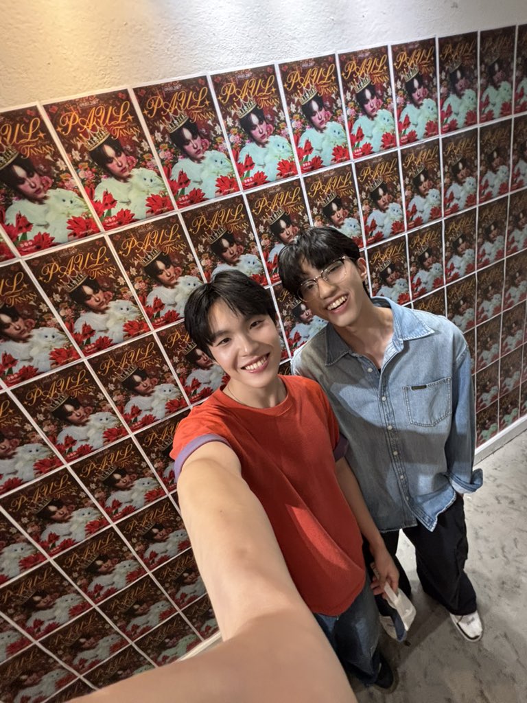 พอลโล tweet media