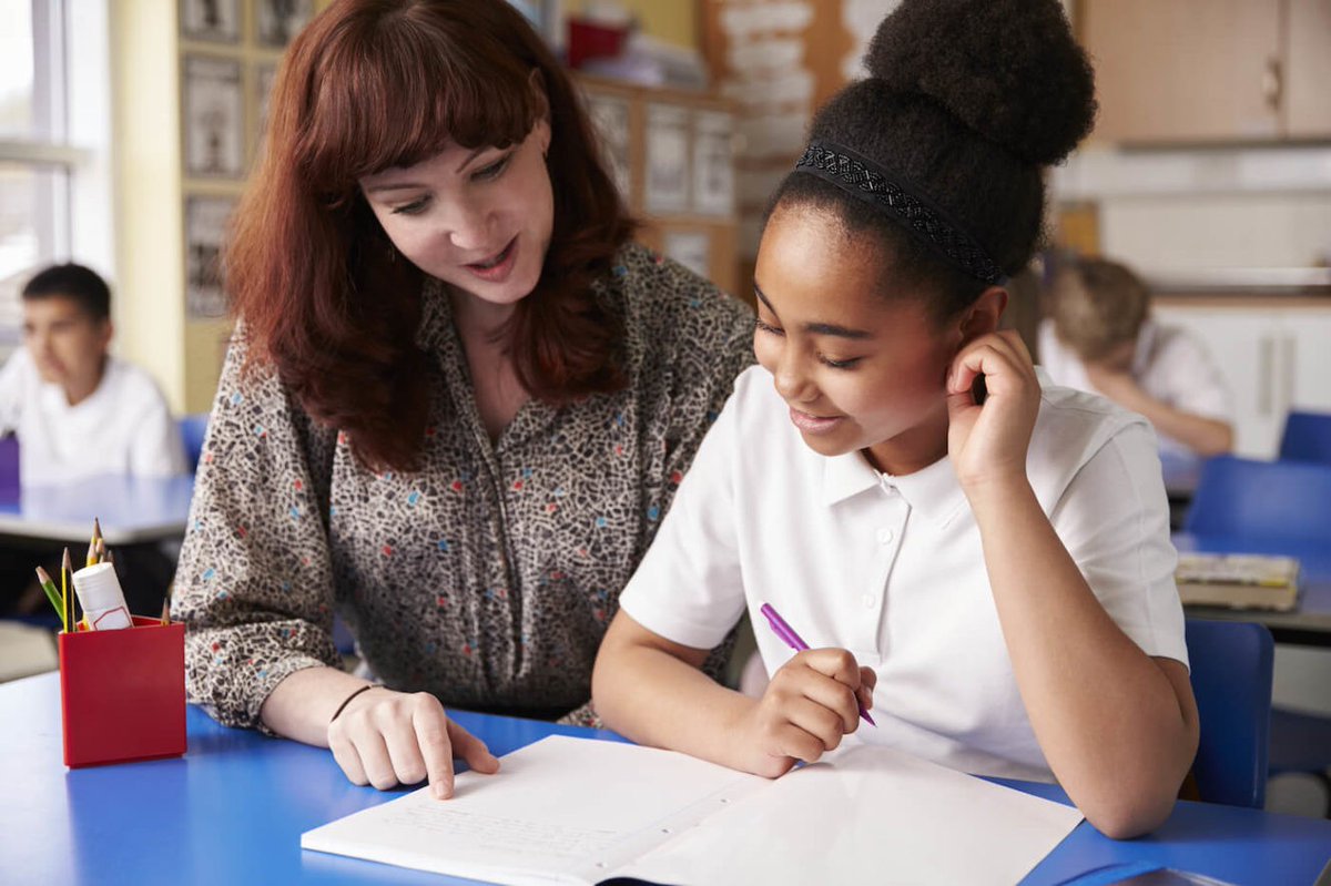 TeachHub's tweet photo. English language learners face their own learning challenges, but the right strategies can help. Learn how to use corrective feedback with ELLs: https://t.co/b4X6KgWUJQ             
#CorrectiveFeedback #EnglishLanguageLearners #Students #Teachers https://t.co/wqF1VNtXQF