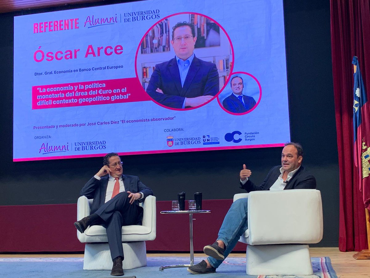 josecdiez's tweet photo. Un lujo moderar a Oscar Arce en el homenaje que le ha hecho su Universidad en Burgos. Desde un barrio humilde a ser director de economía del BCE en Frankfurt y además de excelente economista, es muy sensato. Estamos en buenas manos https://t.co/znN0vBm2hF