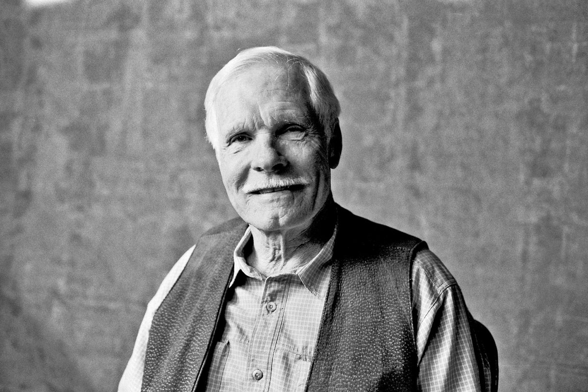 AnnettaLM's tweet photo. Sad news today about Ted Turner’s passing.

My fondest memory of him was shooting at one of his Montana ranches for season two of OPRAH’S MASTER CLASS. Best location ever and best b-roll shoot of all time.

And Ted Turner… You were a Master. https://t.co/B5WufiJ3Kc