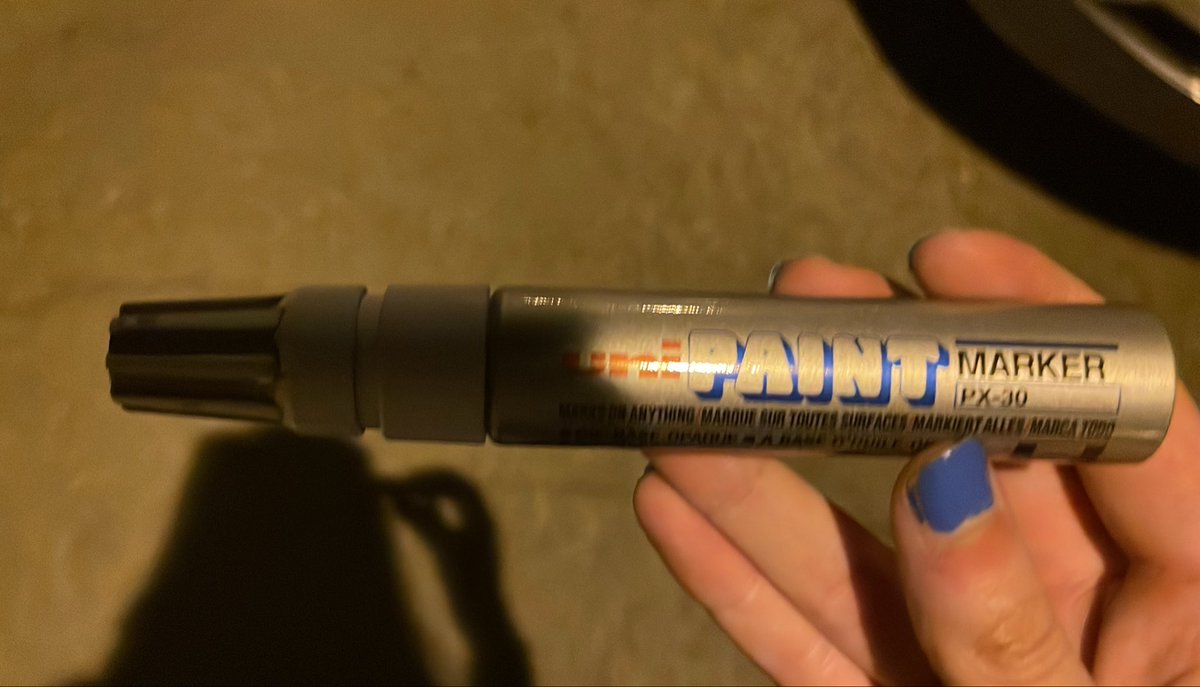 suwicidalCactus's tweet photo. On a hunt for the px-30 in blue (this marker but blue) https://t.co/AfmSB8GQIv