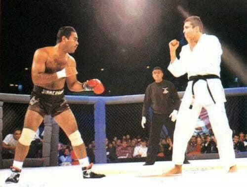 Combat_Casuals's tweet photo. UFC 1 ➡️ UFC Freedom 250 🇺🇸

The sports come a long way https://t.co/S0j9SVE11t