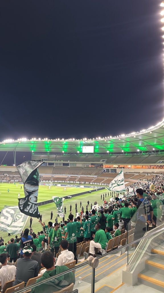 MJEED_Turk's tweet photo. 🤍💚 https://t.co/fCAU5r4vyl