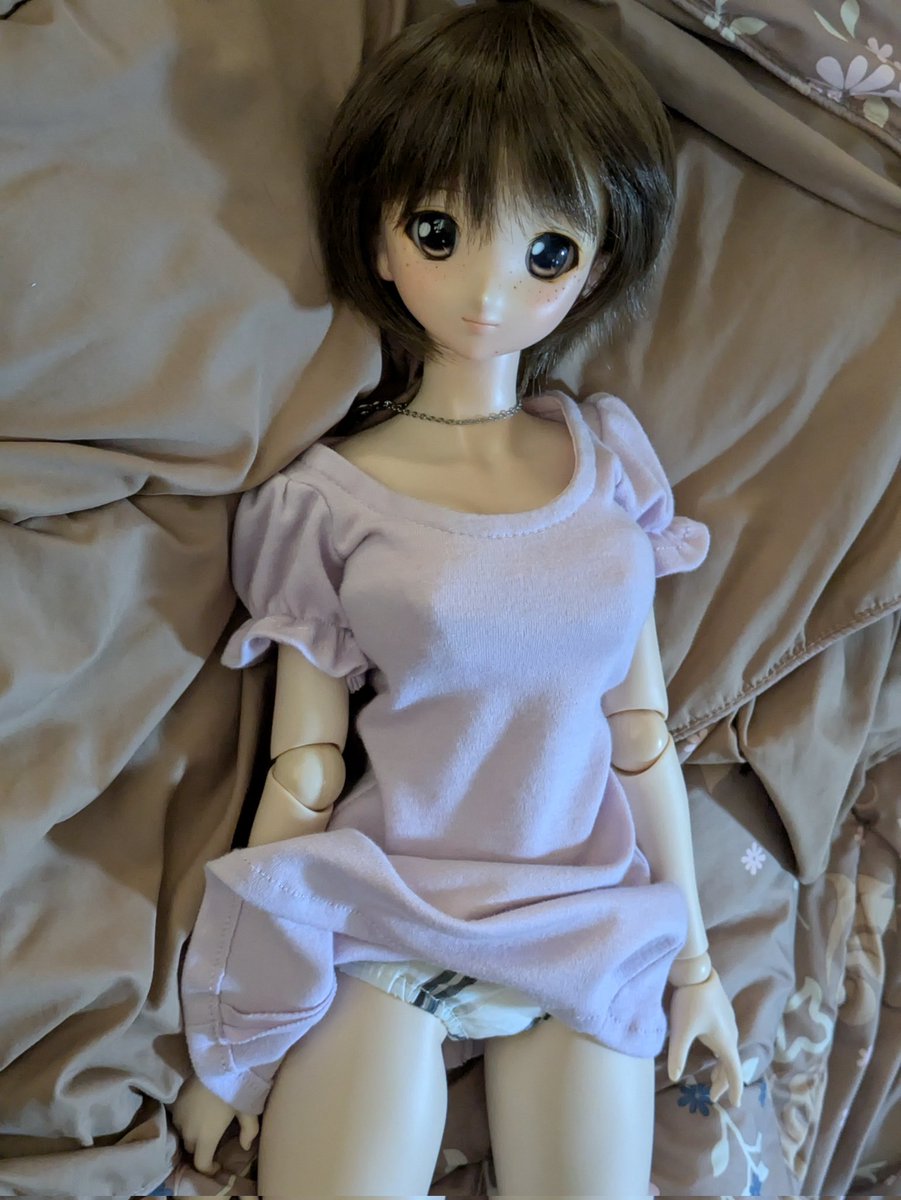 ふ*。様 創作人形 創作ヘッド 【 福をそっと運ぶ、中性的で小さな存在 】ハンド お迎え当初と現在のドールさんが見たい 色んなことさせてごめんね