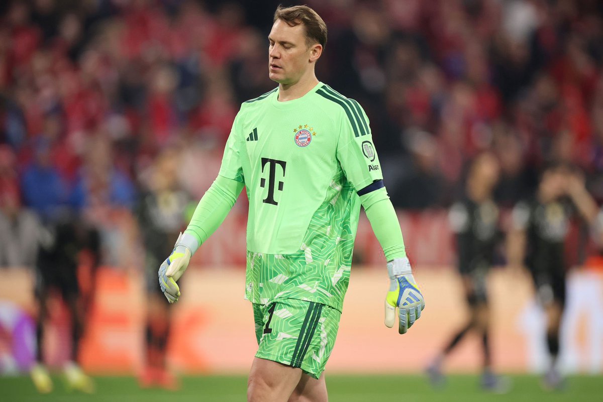 Manuel Neuer a subi 6 tirs cadrés face au PSG… 

Et chacun d’eux a terminé au fond des filets. 😭😭😭