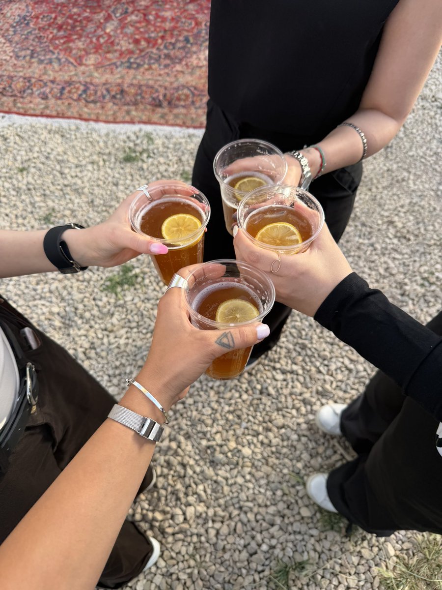 روز شیراز 🍷