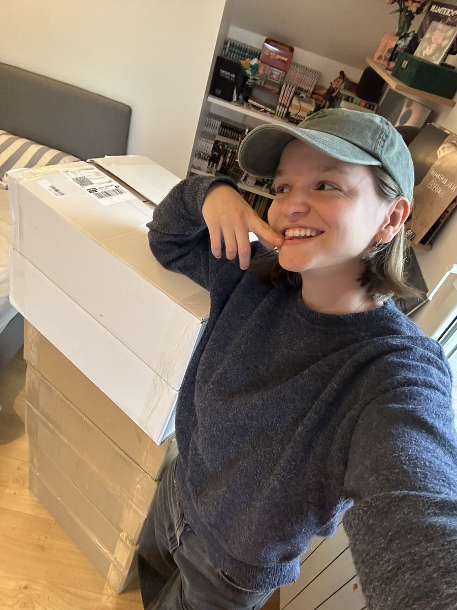 musicbyelea's tweet photo. my first album, available on CD 

you can finally get a physical copy and hold this project i’ve been working on for years in your hands…

i’ve been dreaming about this for a long time 

10 songs, 2 exclusives 

link below to get it <3 (only 197 left)

(rts appreciated) https://t.co/KFTcGjJzdb