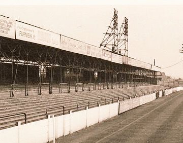 footballmemorys's tweet photo. Gresty Road
#CAFC #CreweAlex #TheRailwayMen #Stadiums https://t.co/umjNHeeQPi