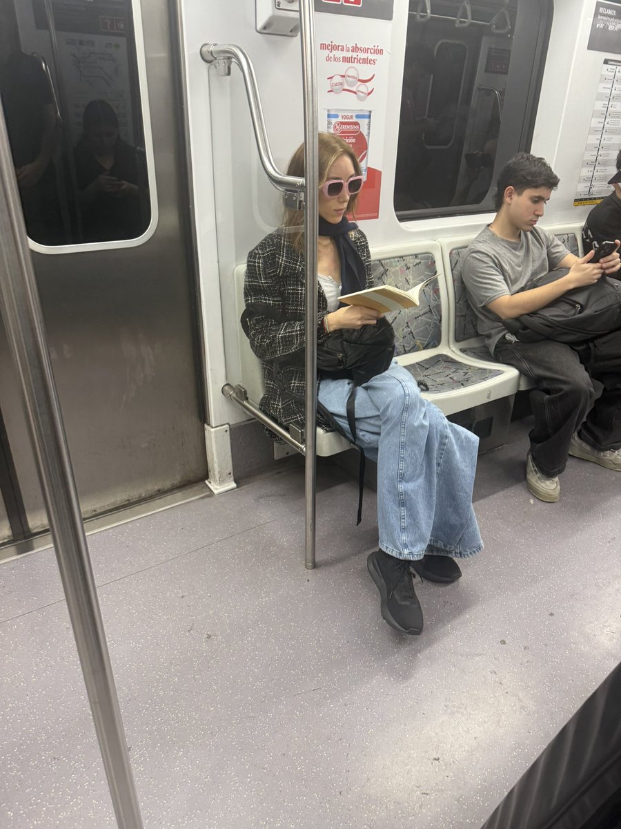 Sublecturas tweet media