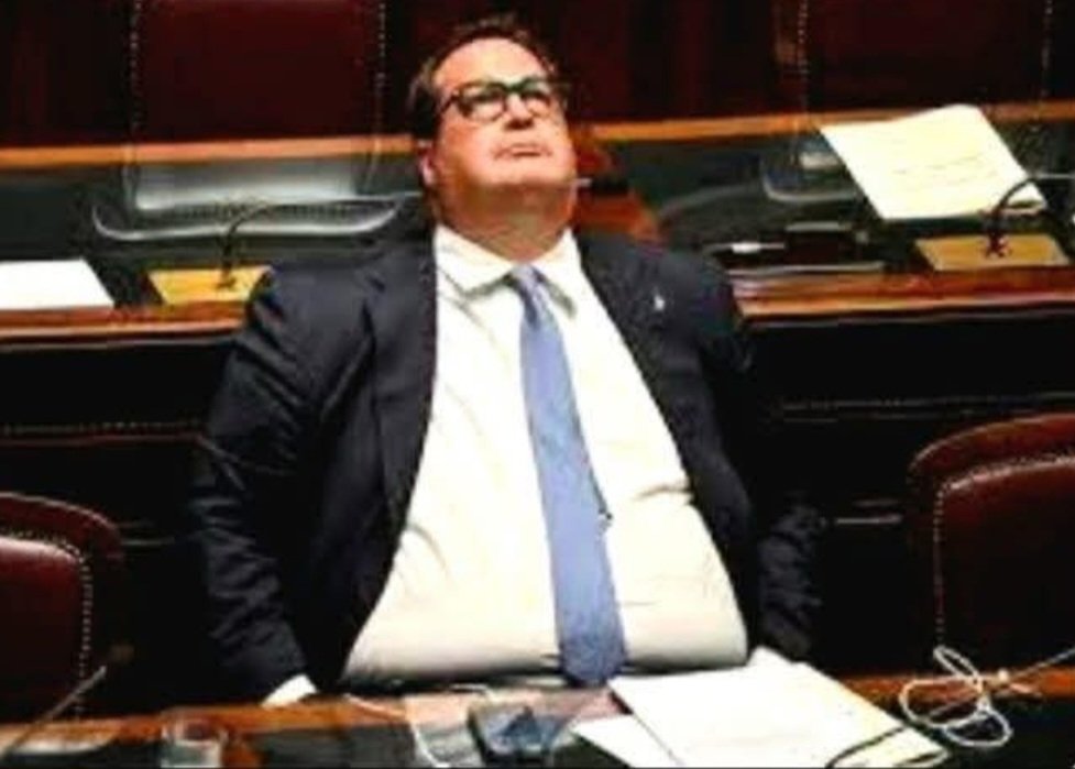 Durigon ( Lega ): "I migranti ci stanno togliendo il pane di bocca".