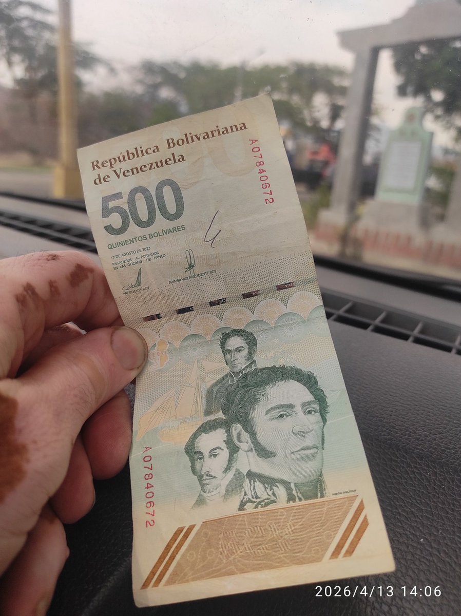 AEL78's tweet photo. 1$ por Ahora!!! @marcorubio pero ustedes son muy sensibles para está conversación. https://t.co/f55f7dNAPb