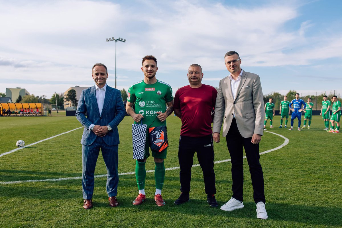 CzajkowskiLuke's tweet photo. ⚽🏆 @GornikPolkowice  w finale!

Znamy pierwszego finalistę JAXAN Dolnośląskiego Pucharu Polski 🔥

Górnik Polkowice pokonał Cement Raciborowice  2:0 i zameldował się w wielkim finale 👏

Gratulacje dla zwycięzców za skuteczną grę i awans! 💪
Brawa również dla zespołu z Raciborowic za ambitną postawę i dobry mecz ⚽

Za dwa tygodnie poznamy drugiego półfinalistę JAXAN Dolnośląski Puchar Polski! 20 maja w Dzierżoniowie o prawo gry w finale powalczą Lechia Dzierżoniów i @SlezaWroclaw

Serdecznie zapraszamy. 🔥

@DolZPN ⚽🏆