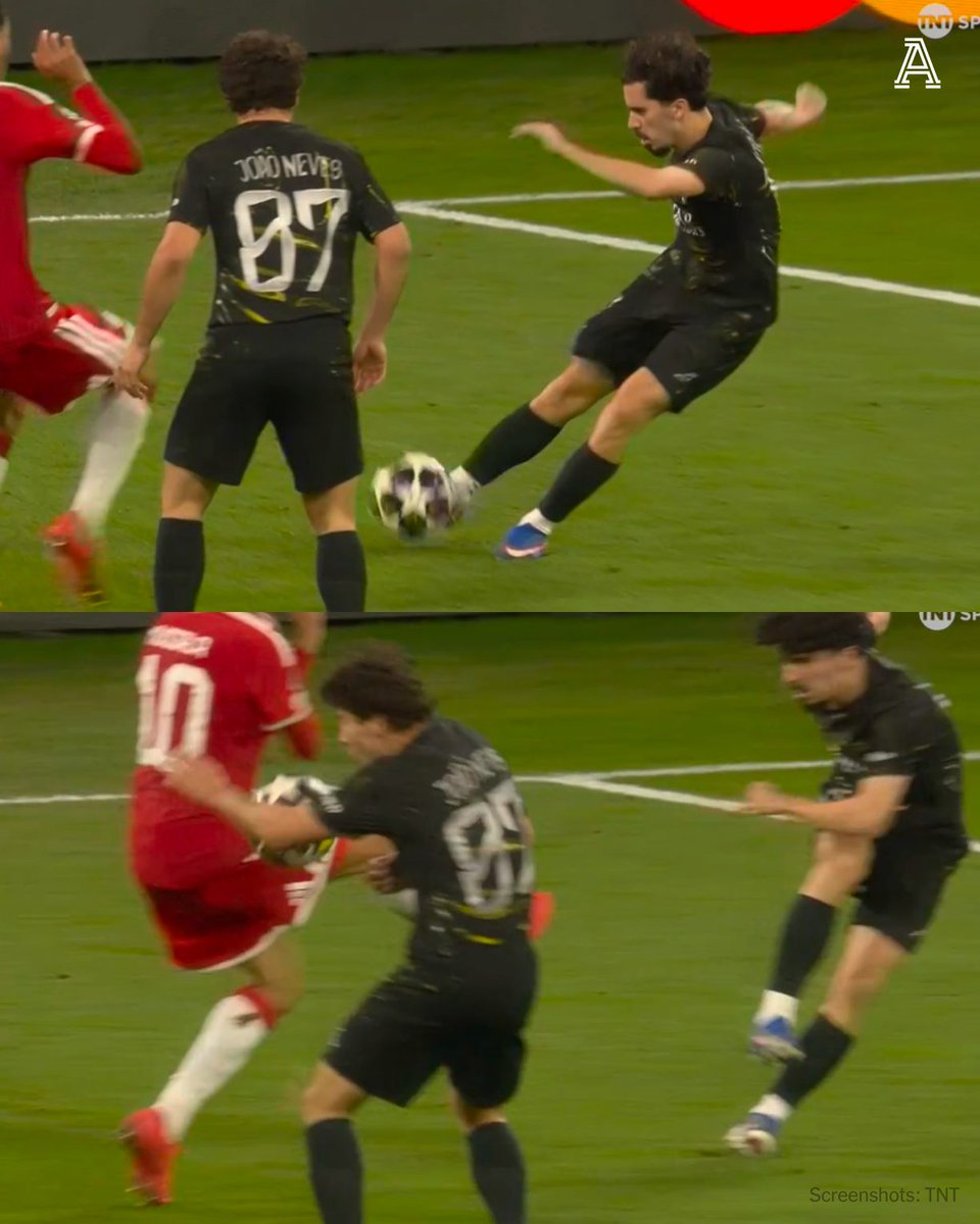 TheAthleticFC's tweet image. Bayern Munich want a penalty after the ball strikes the arm of Joao Neves.

Their claims are waved away.