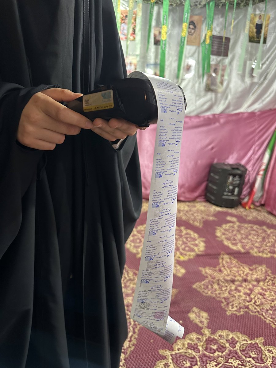 Fatemehsabeghi's tweet photo. فکر کنم ما میدون رو اشتباه اومدیم
اخه میگن پول میدن اینجا دارن از ما پول میگیرن🤣🦦

به شما پول میدن یا ازتون پول میگیرن؟ https://t.co/wEelBh3zud