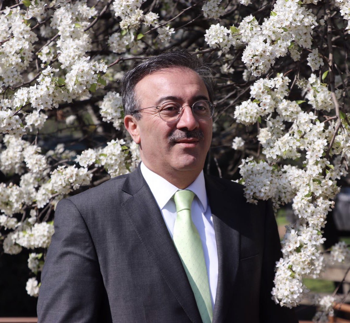 Said_Yuce's tweet photo. “Güzel gören güzel düşünür güzel düşünen hayatından lezzet alır.” 
Bediüzzaman (RA)
Bir gönül adamı Orhan Babayla da paylaştık. https://t.co/RepAsrOAQx