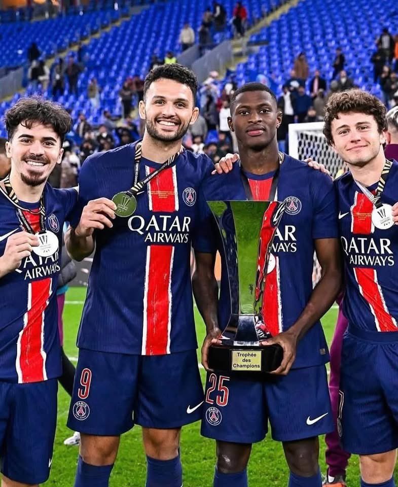 PES MIL GRAU tweet media