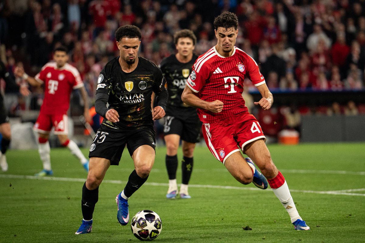 FCBayernUS's tweet photo. GIVE IT YOUR ALL!!!! We’re so close! 

🔴⚔️🔵 41’ | #FCBPSG | 0-1 ⭐ https://t.co/03xLSlj51O