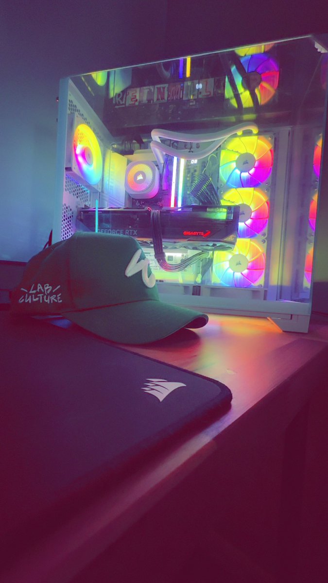 DRCollective_'s tweet photo. In my lab grinding 😮‍💨 https://t.co/PVniMCtYNk