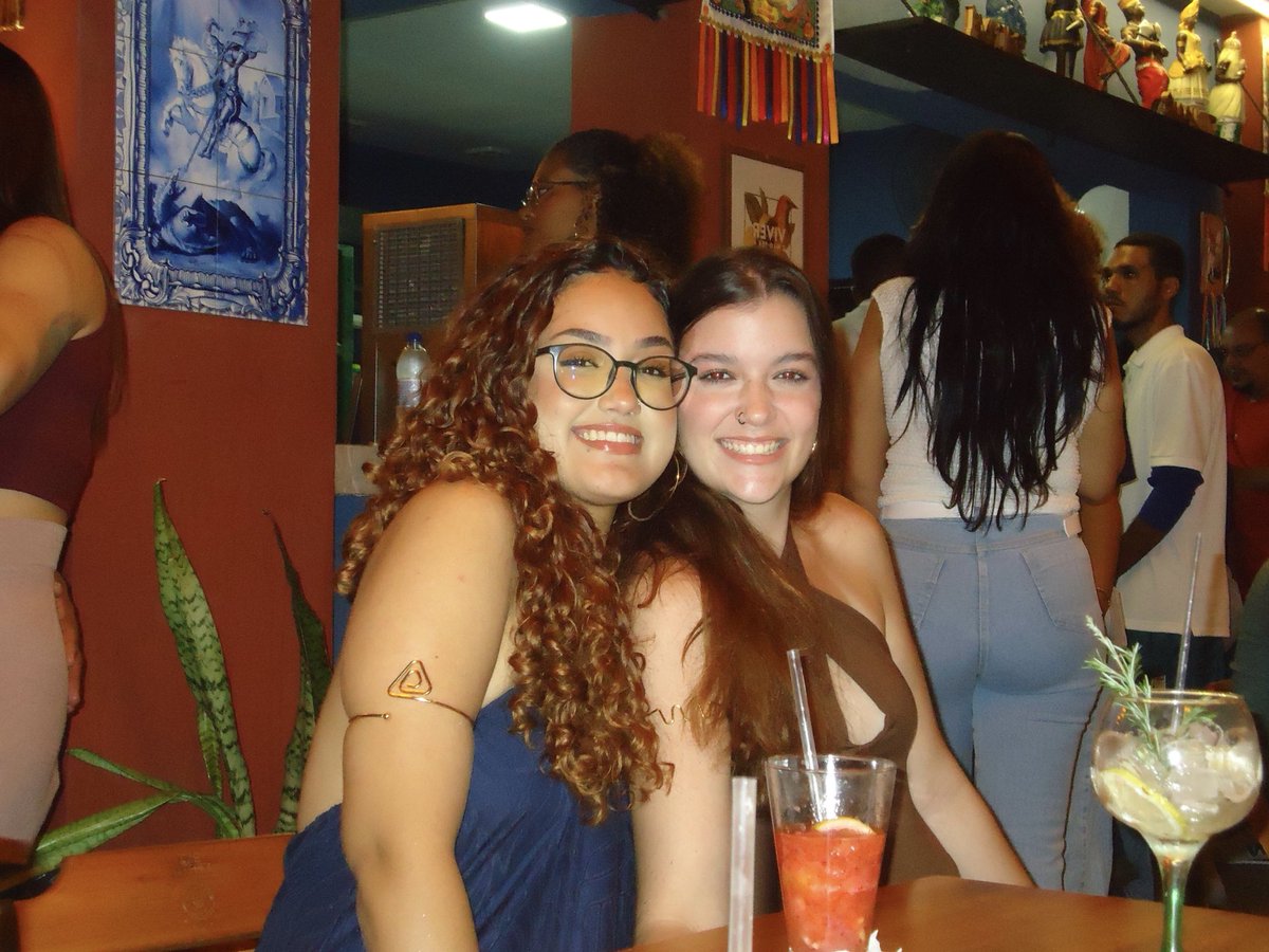 nanadxtra's tweet photo. quem eu quero levar pra toda vida. https://t.co/gYhxRWwsOe