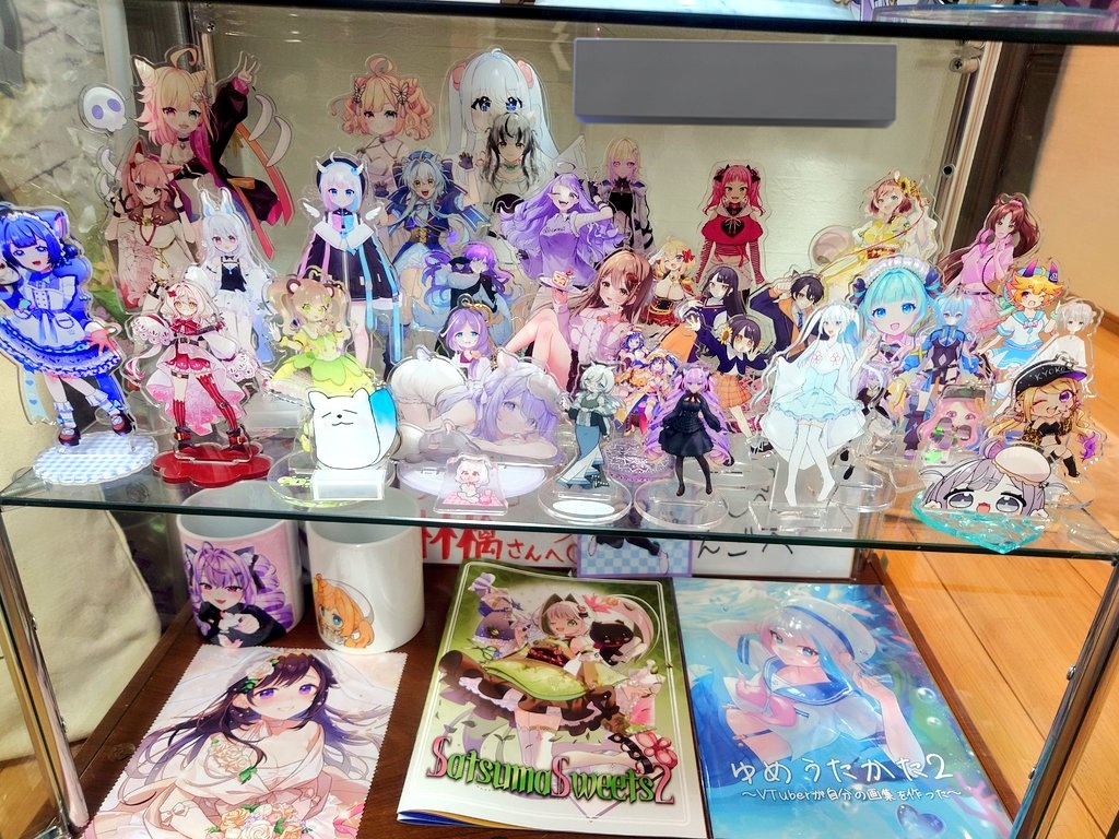 久しぶりに追加！
そろそろ台置いて高さ出すのと後ろの方明るくしたい