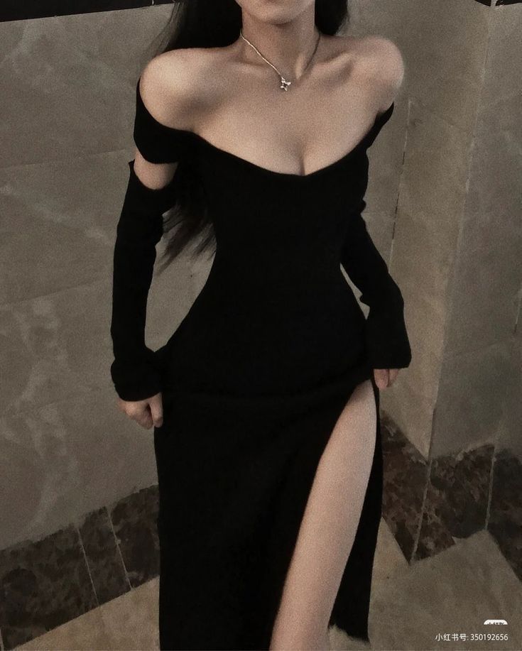 свидание в кафе + вам подарят игрушку

* enhypen member 
* plushie
* cafe aesthetic 
* dress

#SevEN_Is_The_Way
#VoteForEnhypen7_AMAs