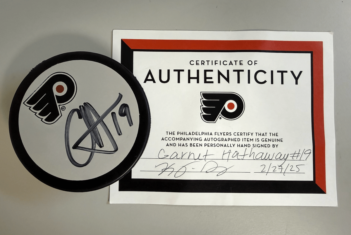 TeamTSF's tweet photo. Philadelphia Flyers Garnet Hathaway Autograph Puck bid now to support Turner Syndrome Foundation @NHLFlyers @GarnetHathaway #hockey #turnersyndrome #charityauction https://t.co/w4N2d3QA7f https://t.co/pxHHz1Fthy