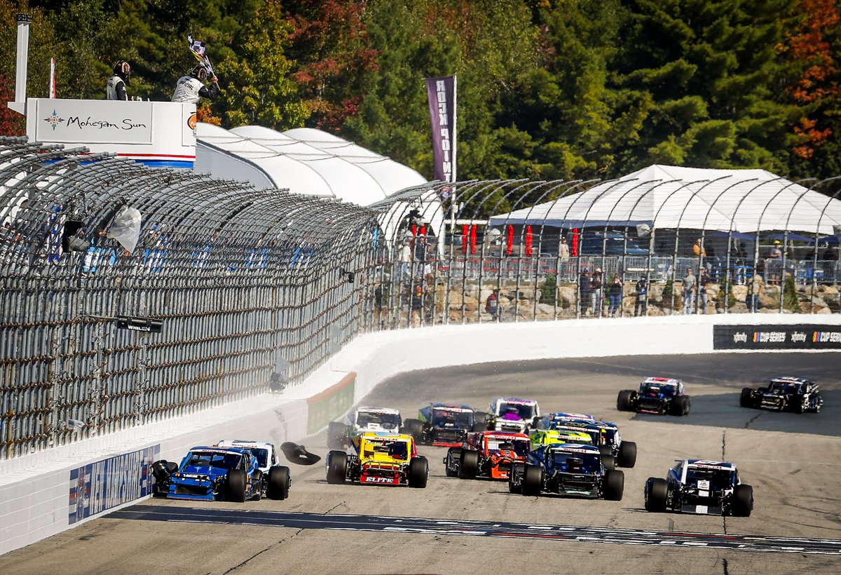 New Hampshire Motor Speedway tweet media