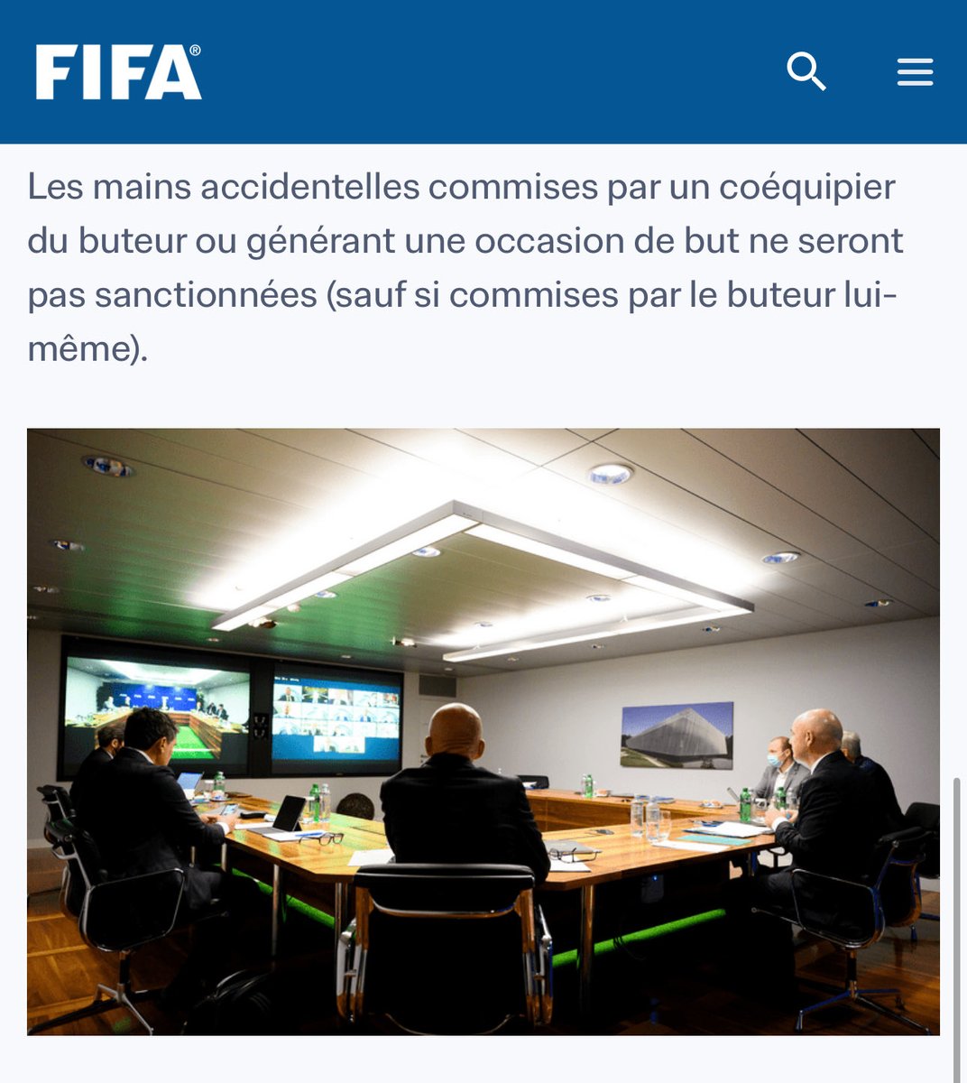 chrxtaah_'s tweet photo. #BayernPSG je pense qu’il a pas sifflé pour ça, vu que c’est des coéquipiers https://t.co/bF6qBQB6Z4