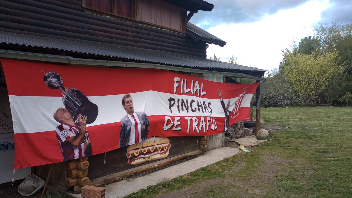 SolciCarle's tweet photo. @N4CHITO Llegamos con mis viejos de casualidad y nos encontramos con esto https://t.co/6D1CqIHRyN