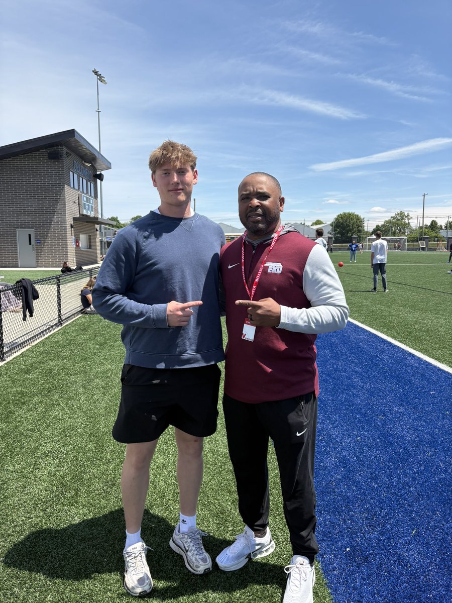 LincolnWea64824's tweet photo. After a great conversation with @CoachWatson9 I’m blessed to receive my first D1 offer from Eastern Kentucky #AGTG @OldhamFootball @ChaseTindallDC @CoachJamieReed @MikeDDietzel1 @dltough_8 https://t.co/OTsLN3gf1A