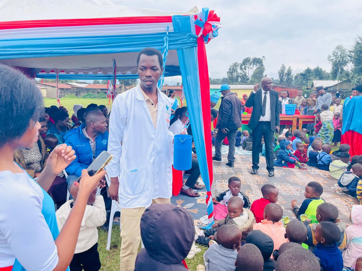 IHI_Rwanda's tweet photo. Healthy futures start at home !

In @MusanzeDistrict , IHI Rwanda, together with the FPR Family members at Nyange Sector, hosted an engaging cooking demo using local foods .
 
Promoting balanced diets and sustainable solutions to child nutrition challenges.

#SolutionsForImpact https://t.co/nnWE0ALtWj
