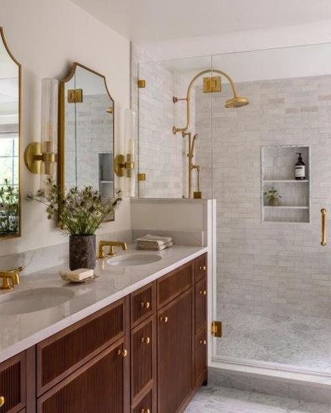 With a few additions, you can turn a purely functional bathroom into a place that’s calm and luxurious tinybfs.com/t/o3RpJO