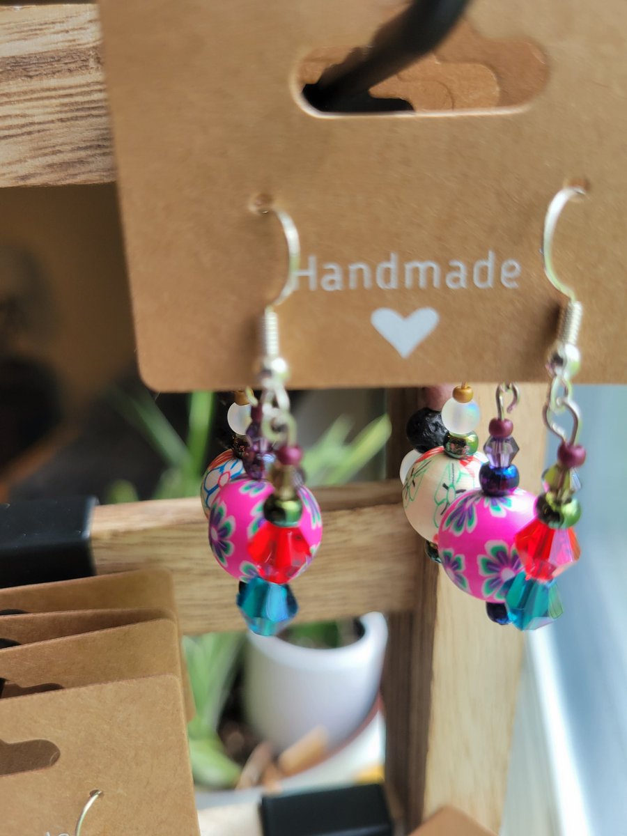 Bead Who You Are tweet media