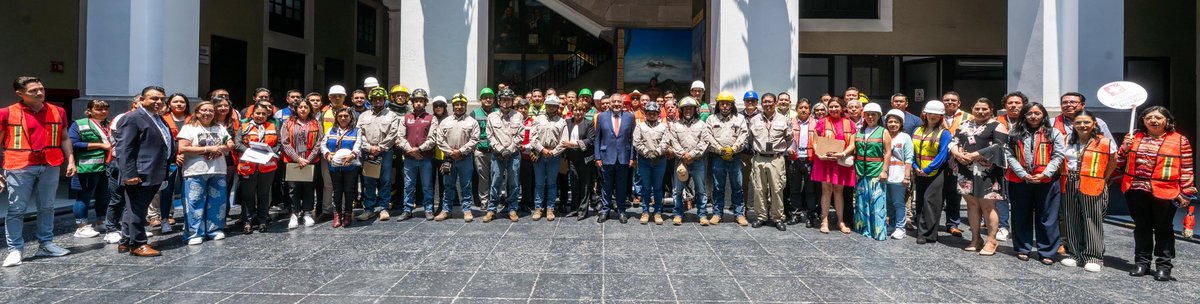 horacioduarteo's tweet photo. ¡Fuimos más de 1 millón 400 mexiquenses los que nos sumamos al #PrimerSimulacroNacional2026! 

✅100 mil personas más que en el último simulacro. 

💪🏽🇲🇽 No bajemos la guardia y sigamos atentas y atentos, ¡las emergencias no avisan!

#LaPrevenciónEsNuestraFuerza https://t.co/Lts2hMZsna