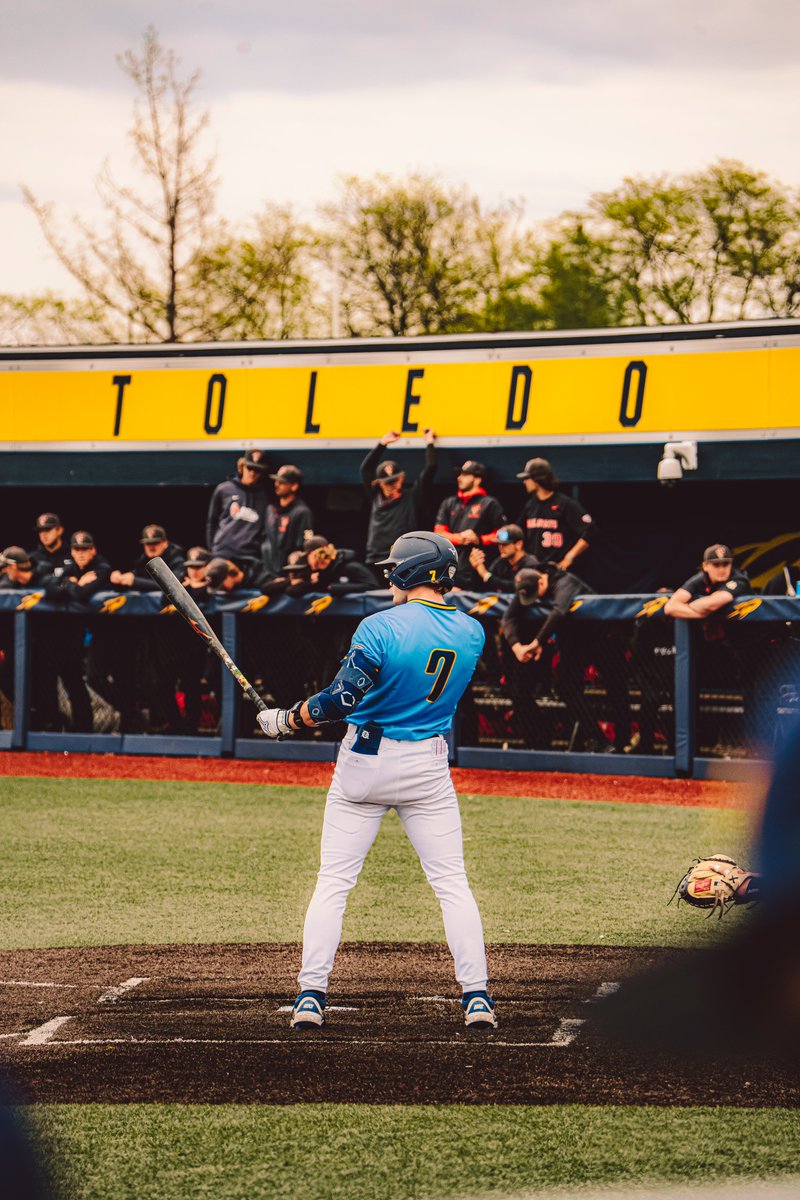 ToledoBaseball's tweet photo. Cade goes yard as the Rockets add two more on the board in the third! 🚀

TOL 5, BUT 0 | END 3 | @cadebaker_ https://t.co/aivJTAiG61