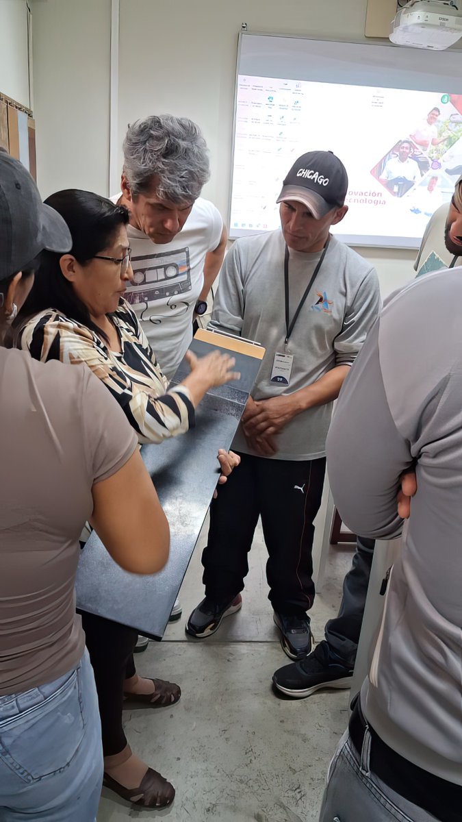 CITEmadera's tweet photo. 🎉🪵 ¡Meta alcanzada!
Cerramos con orgullo el programa “Tecnología de Acabados de Muebles y Productos en Madera”, donde nuestros participantes culminaron sus proyectos demostrando técnica, creatividad y compromiso en cada detalle.

📲 Más info 945 010 654
 https://t.co/aO1JHlJ2LM https://t.co/xjYsRJ8EaQ