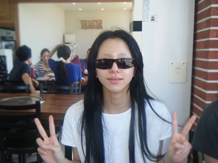 lem0dane's tweet photo. Meanwhile Chaeyoung in 2023 https://t.co/BJnXykbyb9