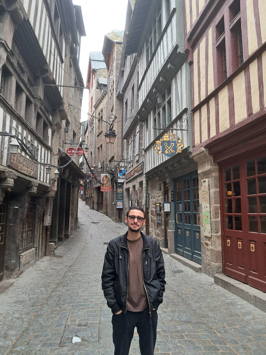 BelkacemiJr's tweet photo. Le Mont Saint Michel ✨️ ♥️ 🌅 https://t.co/zzPU2pOCmN