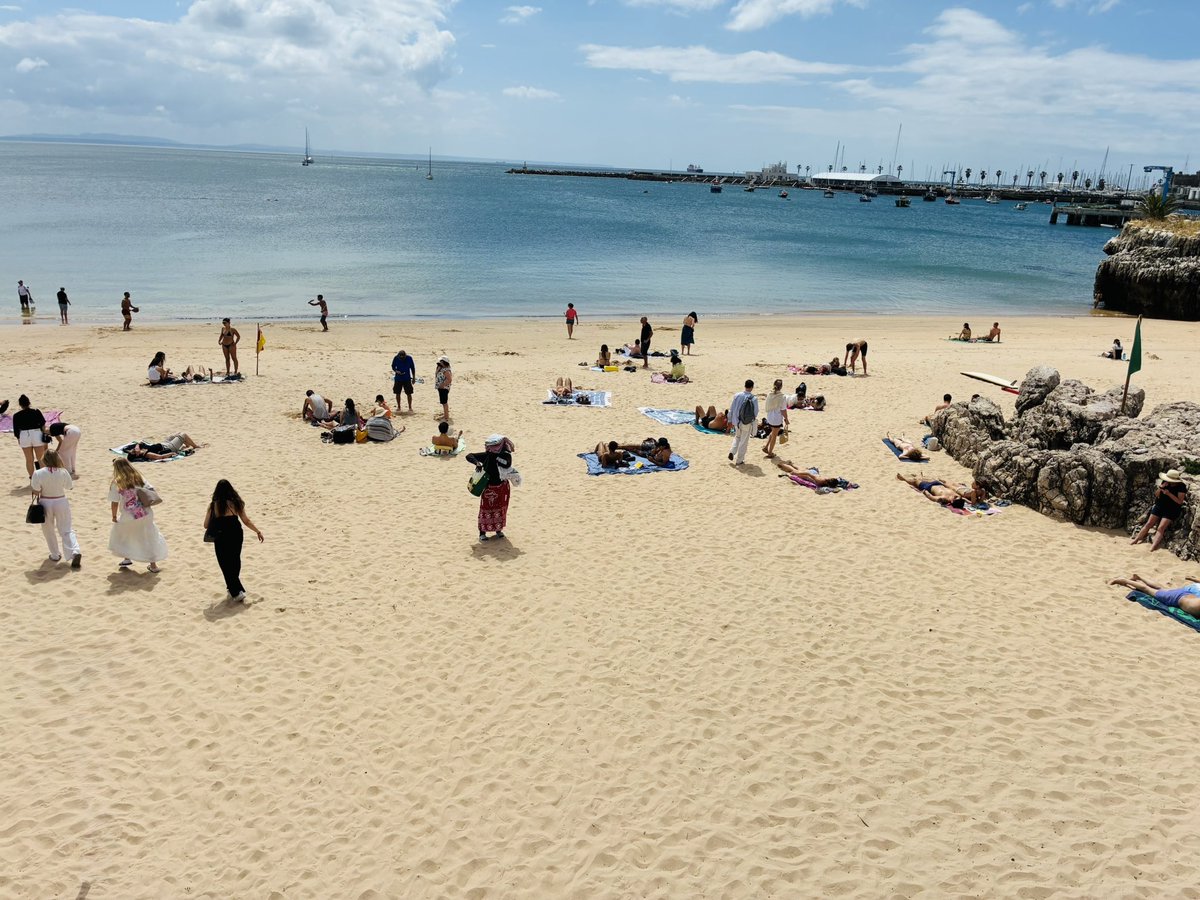 richcoe75's tweet photo. Cascais 🇵🇹☀️🌴🍻 https://t.co/pTKvPIsi0y