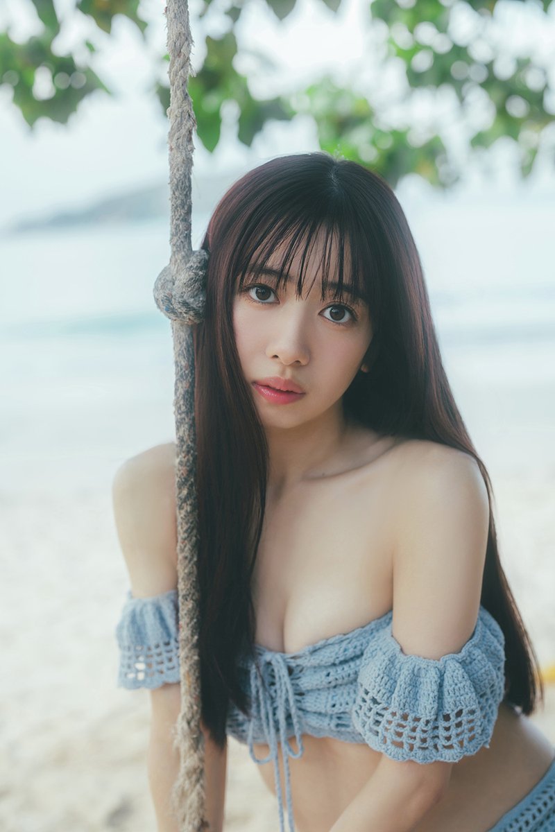 ✨7/22(水)発売✨ #真山りか（#私立恵比寿中学）写真集 ＼ ひたむきに