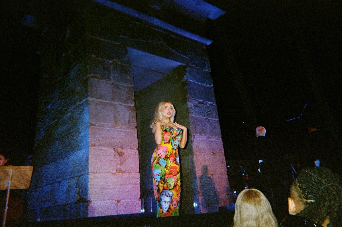 Gracie Abrams was Vogue’s celebrity reporter at this year’s Met Gala. 

She took a disposable camera inside and captured moments throughout the night.