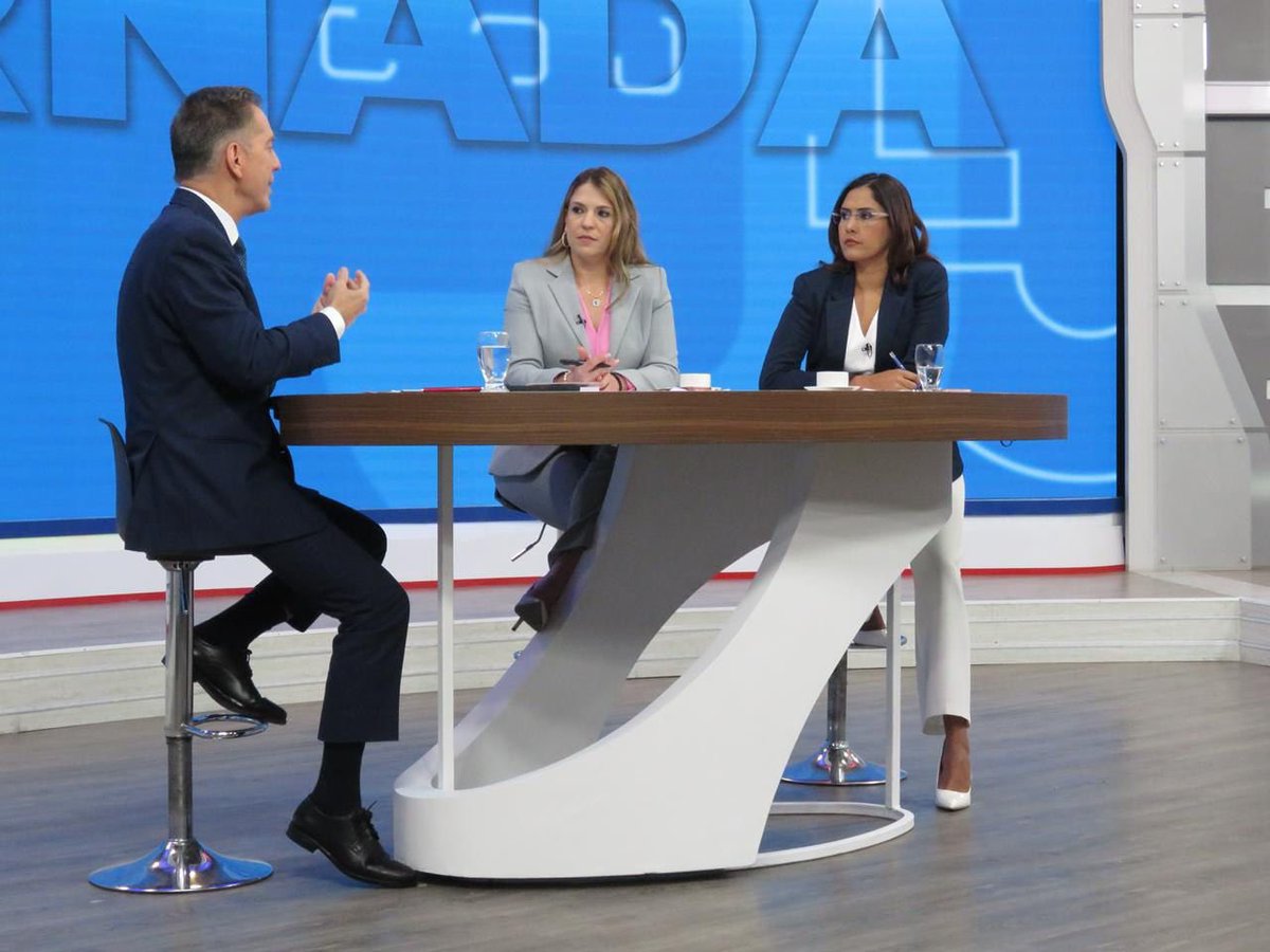 fedeindustria's tweet photo. Fedeindustria destaca la participación de nuestro presidente, Orlando Camacho, en el programa La Jornada por VTV, donde reiteró la importancia del diálogo social para fortalecer el ingreso de los trabajadores. https://t.co/iFAtk194sm