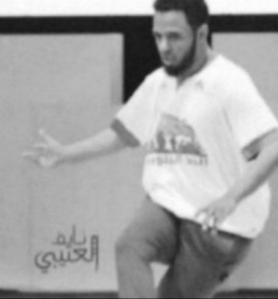 9Aziz_r's tweet photo. بايرن يحتاج هدفين عشان يرجع للمباراه 

هاري كين بنص الملعب يدور بالكوره عشان نقول وش ذا المهاجم المتكامل https://t.co/5lLD5Hn4CQ