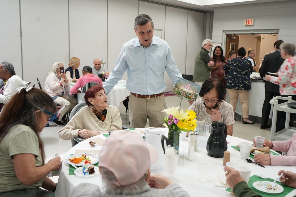Congressman Seth Magaziner tweet media