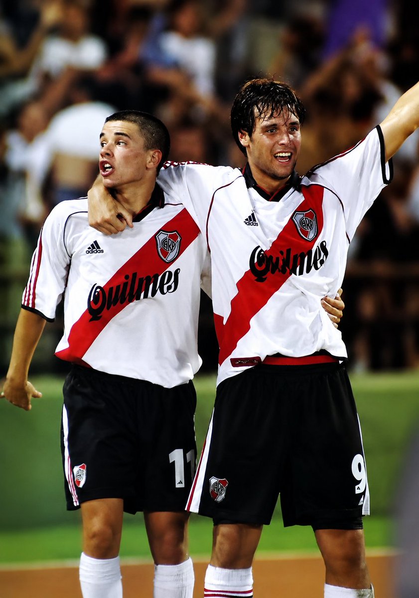 El Cabezón D'Alessandro y el Torito Cavenaghi.