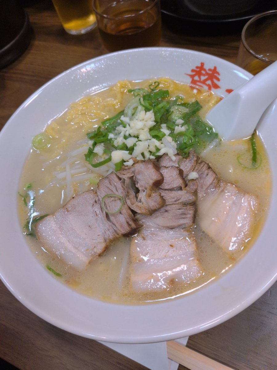 隣のトトロ tweet media