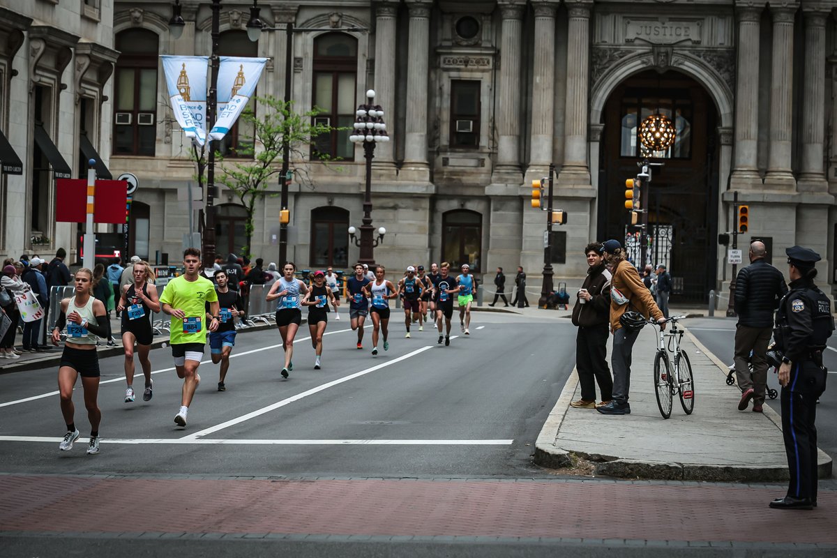 spl5_'s tweet photo. Love this race! Big improvement from last year with still some room to improve. Not that I'm running to win anything, but it's crazy that running nearly 3 min faster than last year only bumped me up 10 places. Now shifting focus to the mile/5k for the spring and summer. https://t.co/SKrRNfi8AW