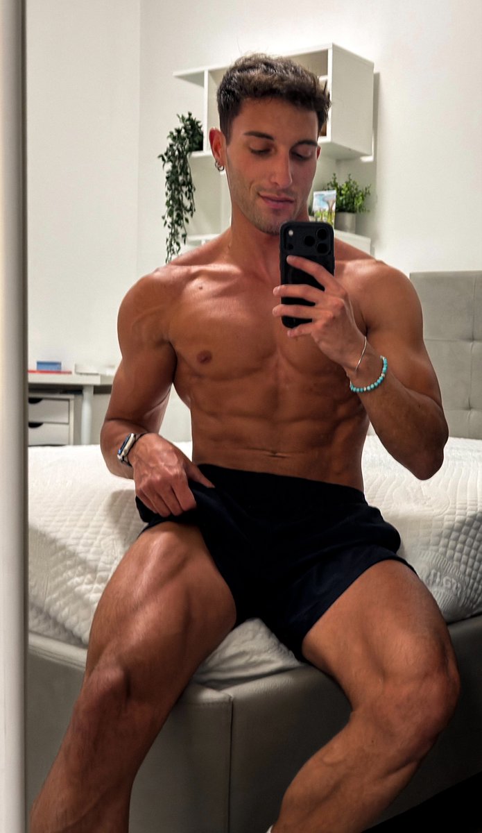 Alessandro tweet media